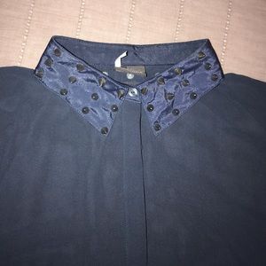 URBAN OUTFITTERS - Studded Collar Blouse